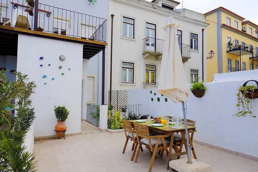 Lisbon Lights Apartments-1